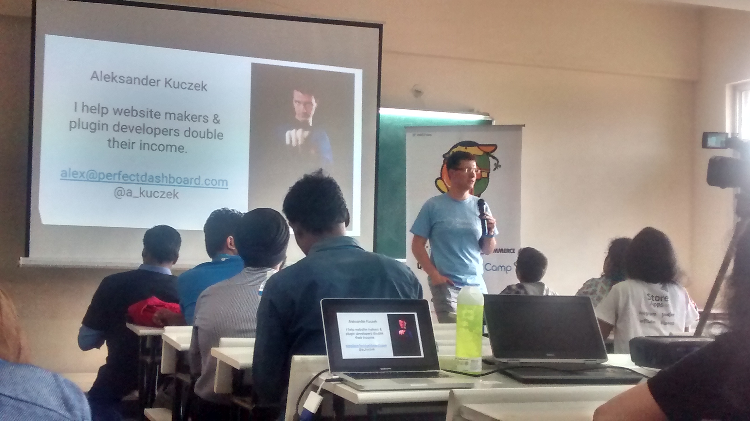 Alexander Kuczek presenting at WordCamp Pune